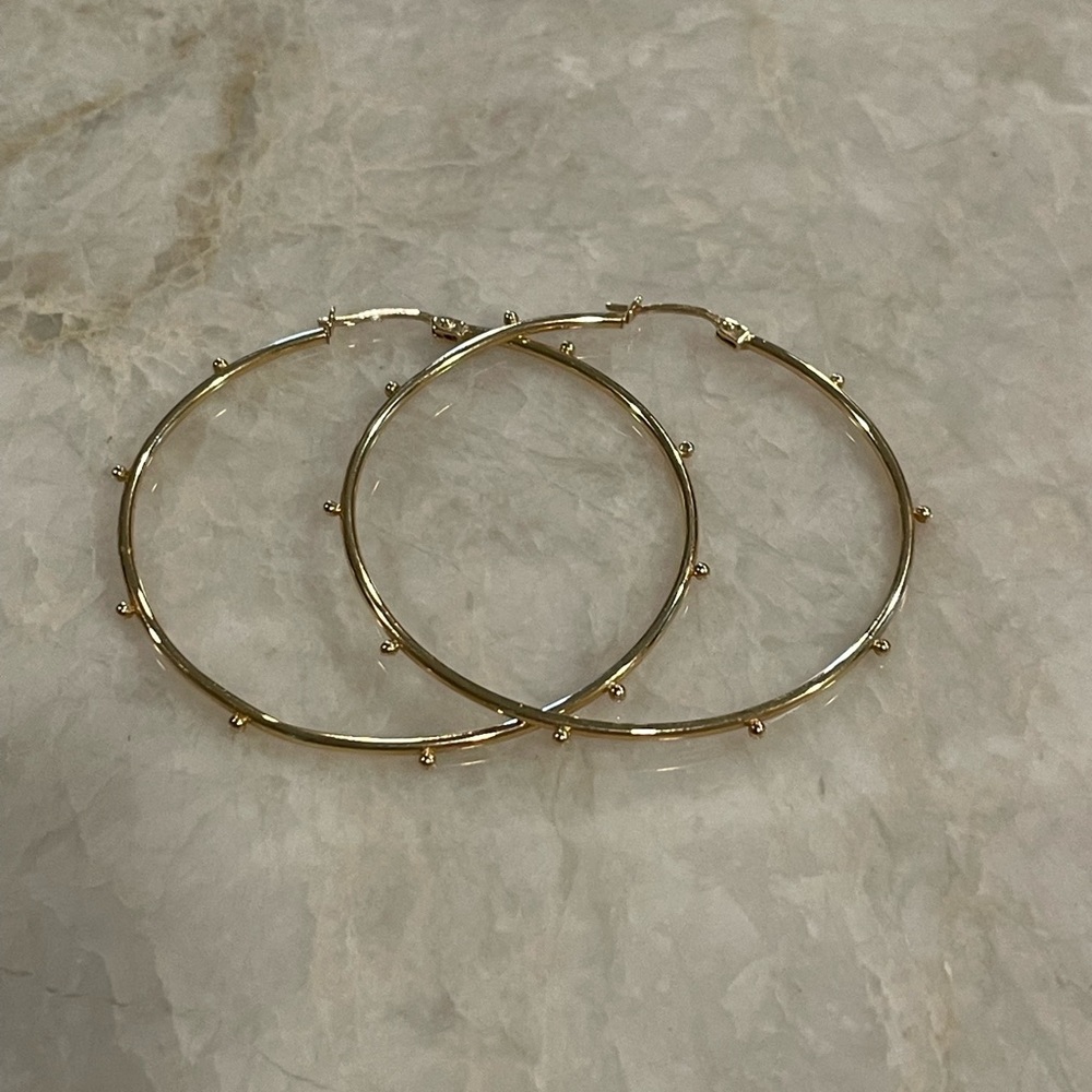 Pair of 14k Gold Hoop Earrings -Saks - Picture 6 of 12